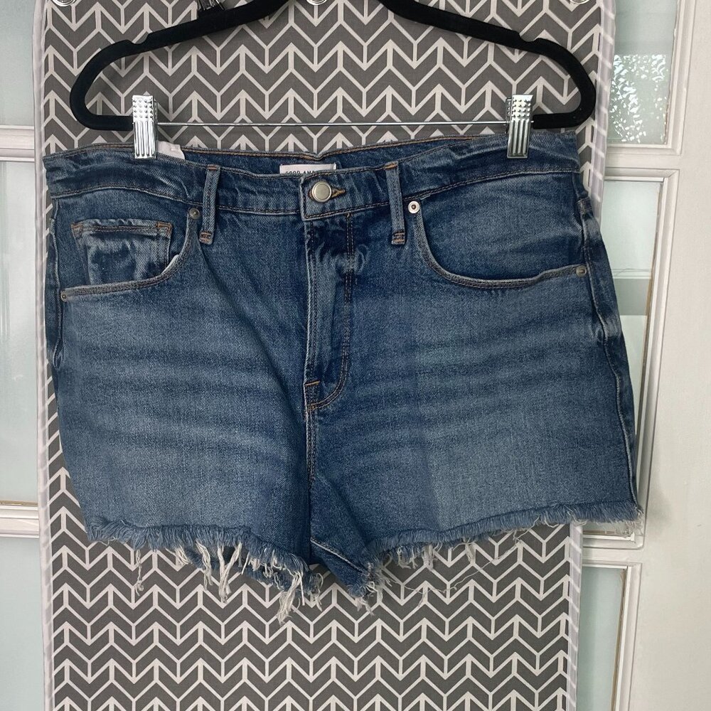 Good American | Good Curve Short